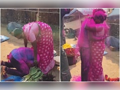 बाजार में सब्जी बेच रही मां को बेटे ने पैरों पर गिरकर दी CRPF जवान बनने की खुशखबरी, वीडियो देखकर हर कोई भावुक