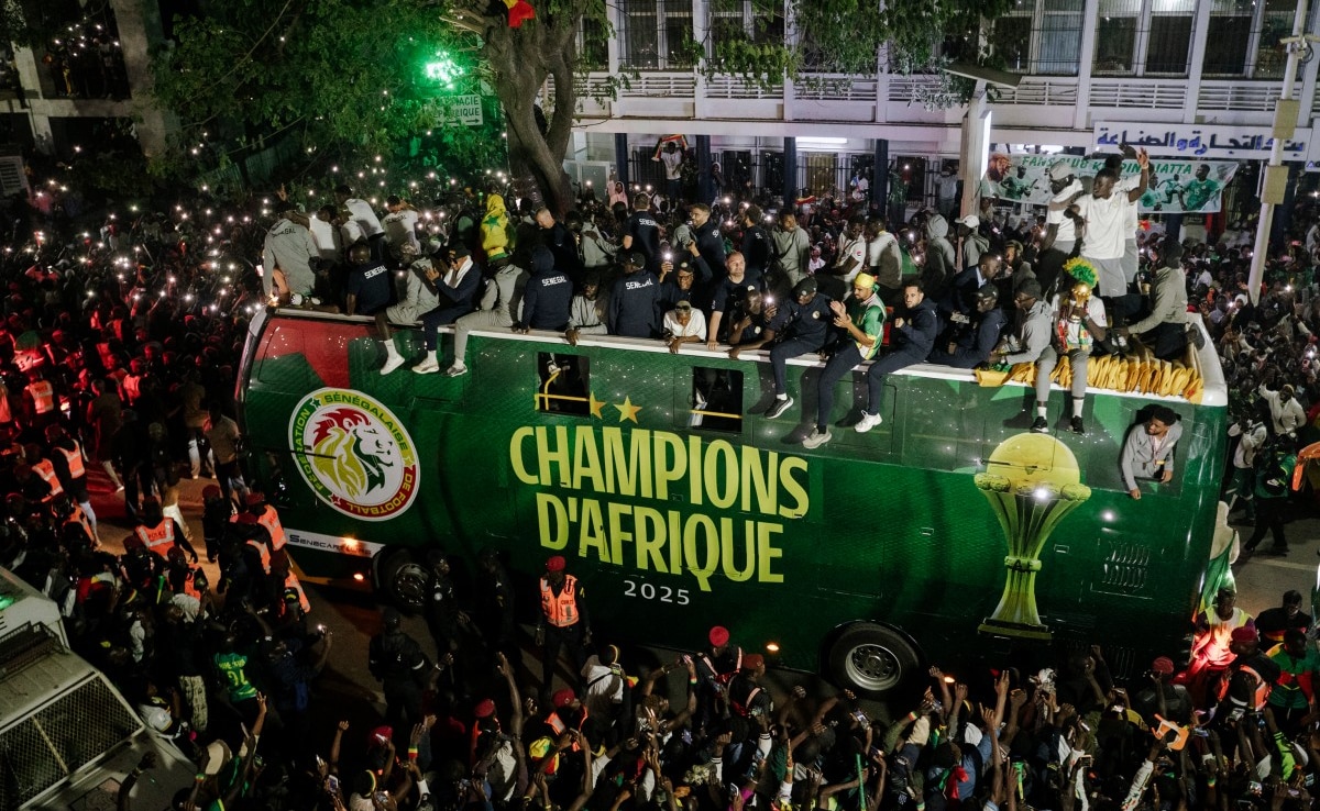 Senegals Historic AFCON Champs Honoured With Parade, Presidential Praise