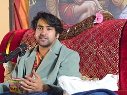 Happy New Year 2026: भक्ति भाव में मनाया नववर्ष, बागेश्वर महाराज ने युवाओं को चार संकल्प लेने का किया आह्वान