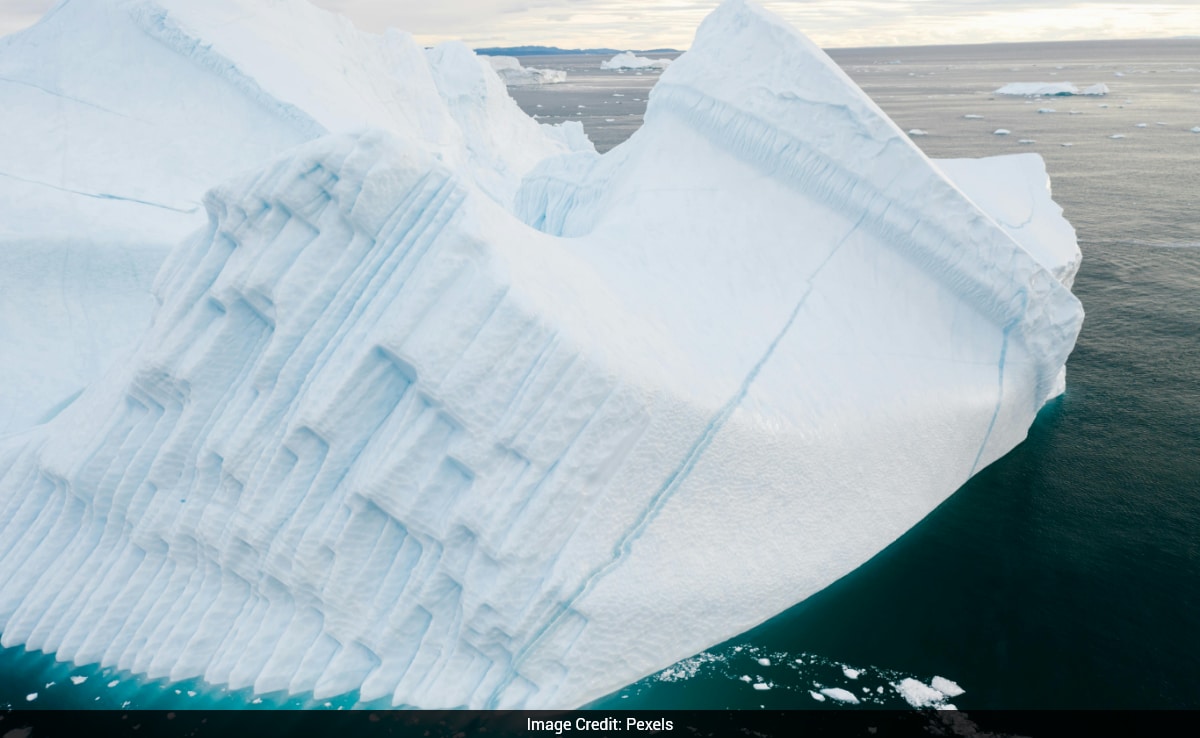 Greenland's Ice Melted Completely in Past Warm Period