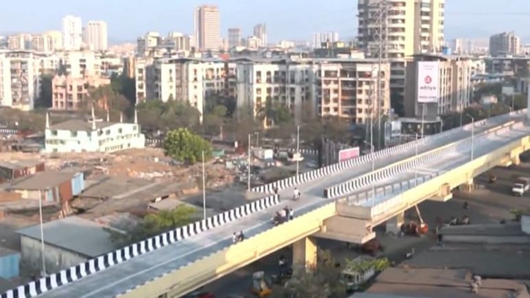 Viral Video Flags Bizarre Flyover Design Near Mumbai, A Clarification Follows