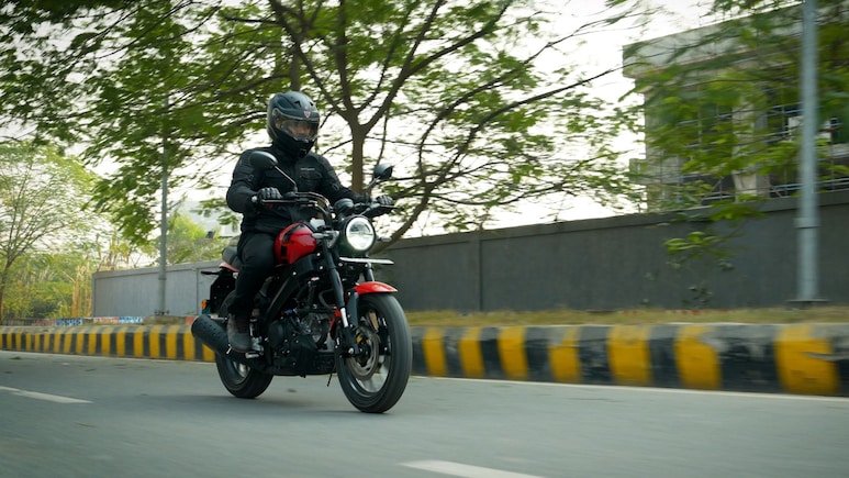 Yamaha XSR 155 Review: Retro Charm, Contemporary Power
