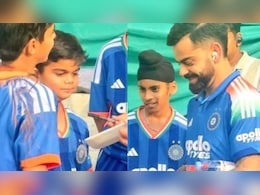 सोशल मीडिया पर यूं खिलने लगा है विराट का बचपन, &lsquo;जब चीकू को मिल गये चीकू&rsquo;