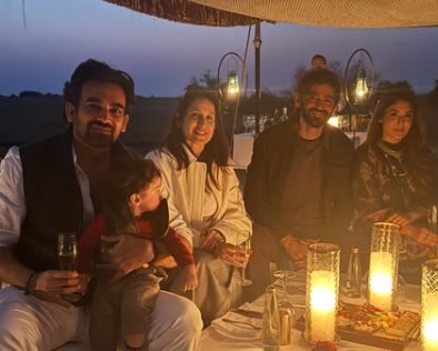 Kritika Kamra-Gaurav Kapur's New Year Special Double Date With Zaheer Khan-Sagarika Ghatge. Pics Inside