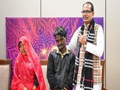 ये दोस्ती हम नहीं तोड़ेंगे; शिवराज सिंह चौहान ने अपना वादा निभाया, दोस्त पन्नालाल को भोपाल में दिया बड़ा गिफ्ट