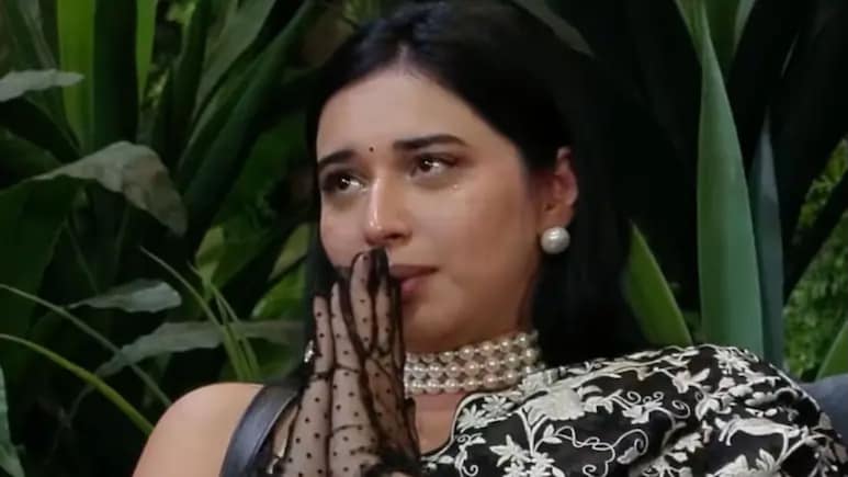 कंडोम फॅक्ट्री अन् 150 बॉडीगार्ड..Bigg Boss 19 ची फेमस अभिनेत्री हात जोडून म्हणाली, "कोणतीही क्लिप.."