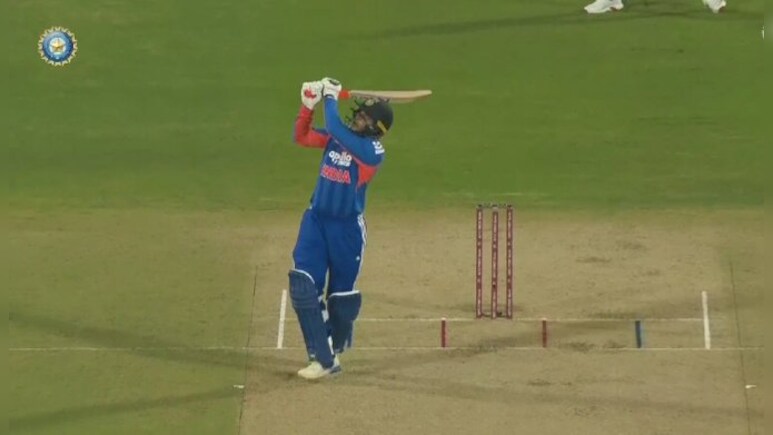 IND vs NZ, 3rd T20I: अभिषेक शर्मा का विस्फोटक स्ट्राइक रेट, T20I में बनाया WORLD RECORD, ऐसा करने वाले दुनिया के इकलौते बल्लेबाज