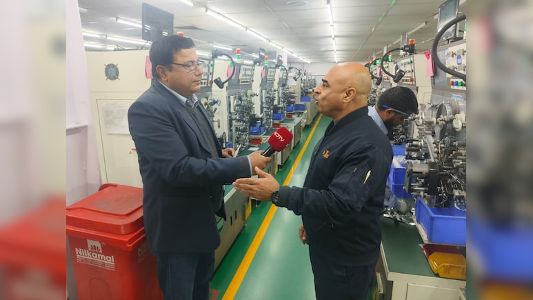 भारत को चीन की जगह ग्लोबल मैन्युफैक्चरिंग हब बनाने के लिए व्यापार पर लागत कम करना ज़रूरी: उद्योग जगत