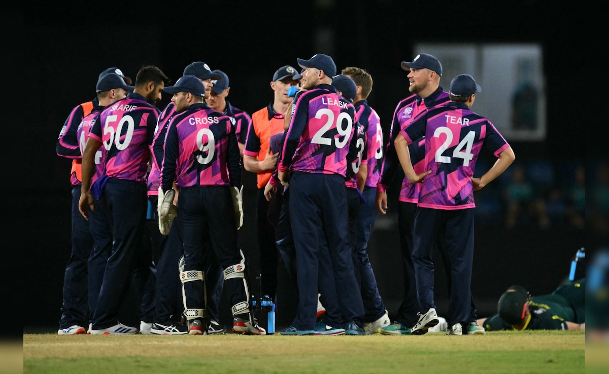 स्कॉटलैंड की टीम में पाकिस्तानी मूल का तेज गेंदबाज, क्या भारत का मिलेगा वीजा?