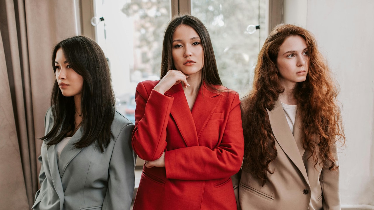 Choose the right blazer lining for your wardrobe by considering these simple aspects Choose the right blazer lining for your wardrobe by considering these simple aspects