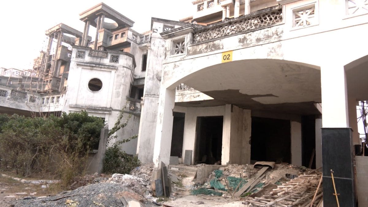 Incomplete buildings lie in a state of disrepair in Supertech Capetown.