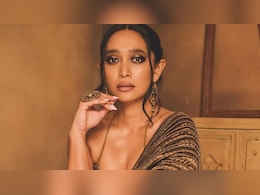 Sayani Gupta Says Her Mom Threatened To 'Slit Wrists' To Stop Her From Acting, Called Actors 'Prostitutes'