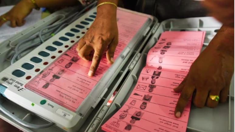 Election 2026 : कुठे भाजप-राष्ट्रवादी युती तर कुठे स्वतंत्र, आघाडीचं काय? कोणता पक्ष कुठे आणि कोणासोबत लढणार?&nbsp;