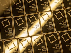 Gold and Silver Jump to Record Highs on Greenland Tariff Threats