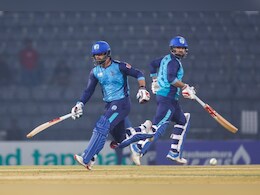 क्रिकेट के मैदान पर दुर्लभ पल, बाप-बेटे की जोड़ी ने BPL में जमाया रंग, नबी ने खास पल पर दिया ये बयान