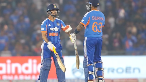 IND vs NZ 2nd T20I Live: रायपुर में भारत ने न्यूजीलैंड को रौंदा, सीरीज में बनाई 2-0 की बढ़त