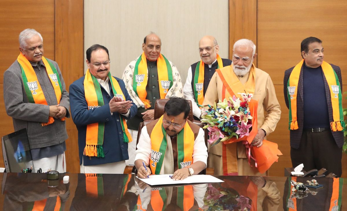 BJP अध्यक्ष की कुर्सी संभालते ही नितिन नबीन ने पहले दिन लिए क्या-क्या फैसले? समझें मायने