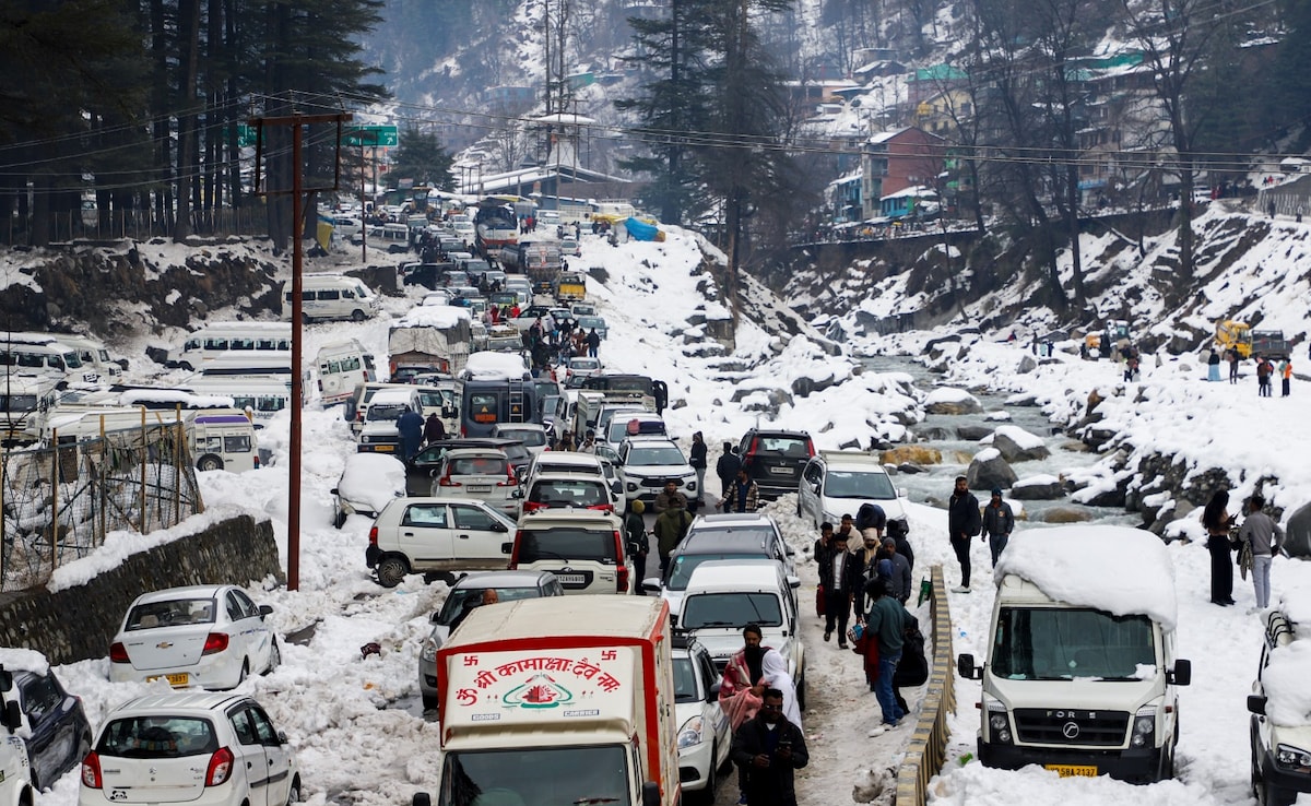 Manali Snowfall