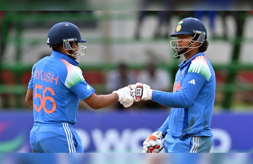 IND vs ZIM Live score, U19 World Cup:  वैभव सूर्यवंशी ने 24 गेंद में जड़ा अर्द्धशतक, भारत ने 130 पर गंवाए 4 विकेट