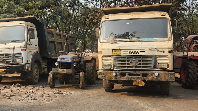 Chhattisgarh: अवैध खनन पर रायगढ़ प्रशासन की बड़ी कार्रवाई, एक सप्ताह में 34 वाहन जब्त