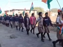 गणतंत्र दिवस स्पेशल: 75 साल से नहीं टूटी देशभक्ति की कसम! एक महिला के संकल्प ने बना दी पीढ़ियों की परंपरा