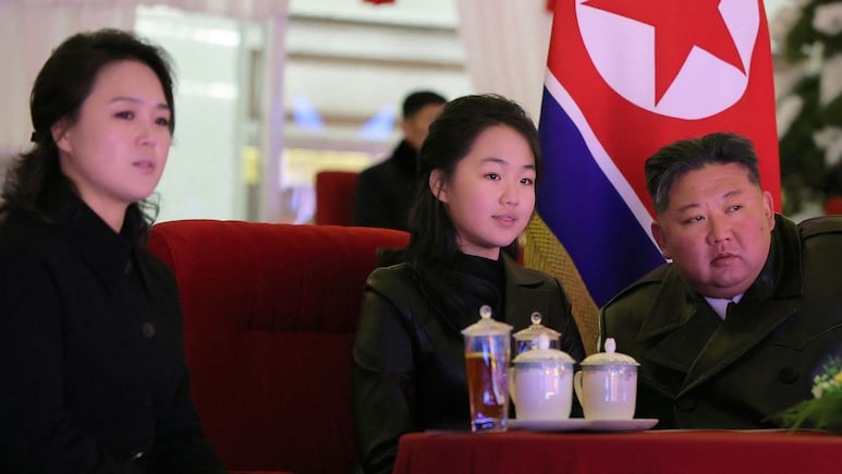 दुनिया की पहली लेडी तानाशाह बनेगी ये लड़की, किम जोंग ने दिया नॉर्थ कोरिया में बड़े बदलाव का सिग्नल