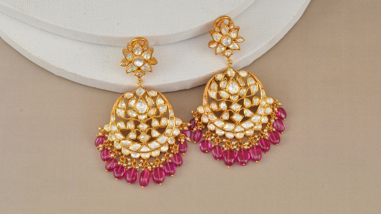 Can You Wear Jhumkas with Western Outfits? A Practical Styling Guide Can You Wear Jhumkas with Western Outfits? A Practical Styling Guide