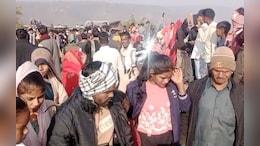 दो ट्रैक्टर ट्रॉली की भिड़ंत; 15 से अधिक लोग हुए जख्मी, घायलों में महिला-बच्चे भी शामिल