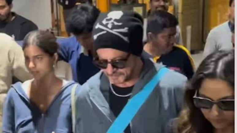 छुट्टियां बिता कर मुंबई लौटे शाहरुख खान, बेटी सुहाना का हाथ थामे आए नजर