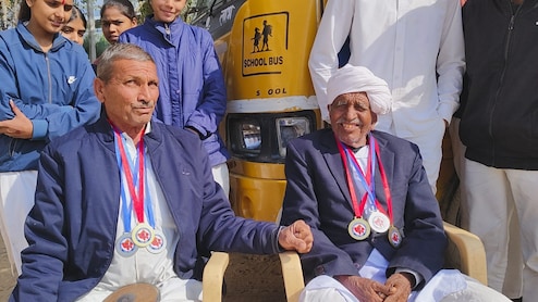 राजस्थान का पुनिया परिवार एथलेटिक्स में बना मिसाल, 93 साल के हनुमानराम का ट्रैक पर कमाल... जीता गोल्ड मेडल