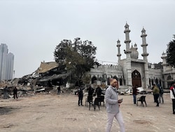 Delhi Mosque And A Graveyard Near Ramlila Maidan: How Controversy Started