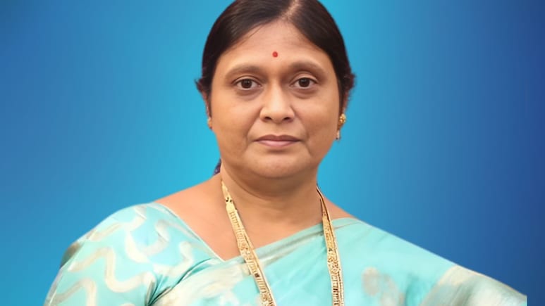 ठाण्यात 'शरद पवार' गटाची माघार, शिंदेंच्या बंडखोराला पाठिंबा; प्रभाग 23-ब मधील निवडणूक 360 डिग्री फिरली