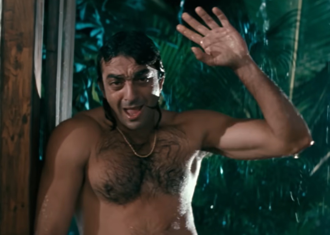 4 मिनट 58 सेकेंड का वो रोमांटिक सॉन्ग, जिसमें हीरोइन को छोड़ अचानक कुंग फू करने लगे थे संजय दत्त