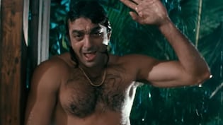 4 मिनट 58 सेकेंड का वो रोमांटिक सॉन्ग, जिसमें हीरोइन को छोड़ अचानक कुंग फू करने लगे थे संजय दत्त