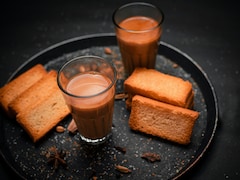 Tapri Chai: टपरी वाली चाय पीने के हैं शौकीन, तो बाहर जाकर नहीं घर पर इस ट्रिक से मिनटों में करें तैयार