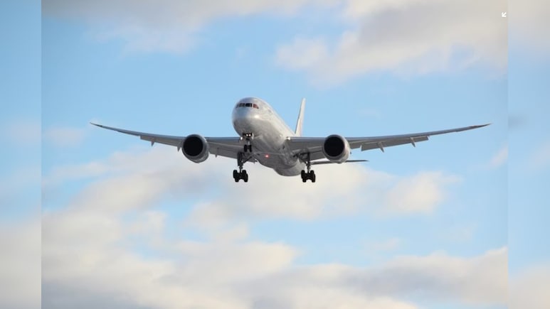 ईरान युद्ध ने बढ़ाईं विमान कंपनियों की मुश्किलें, 1 अप्रैल से बढ़ सकते हैं ATF के दाम, क्या महंगी होगी उड़ान?