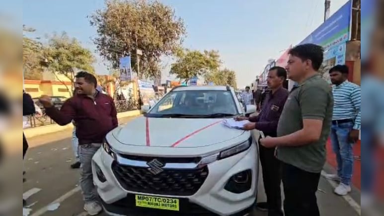 ग्वालियर व्यापार मेला: 50 फीसदी छूट का ऐलान होते ही लौटी रौनक, चार दिन में बिकीं 4000 गाड़ियां