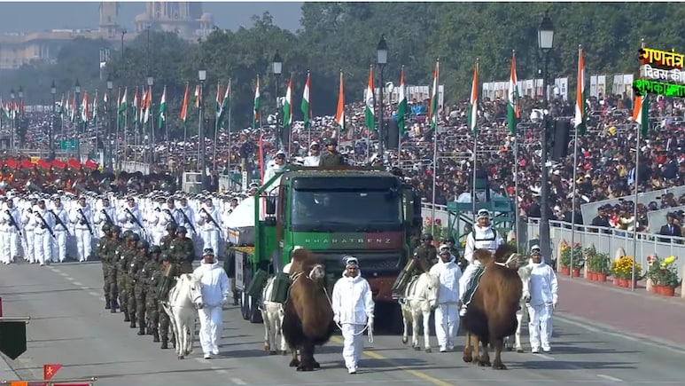 ऊंट, टट्टू, रैप्टर्स और आर्मी डॉग्स, गणतंत्र दिवस परेड में दिखी सेना की अनदेखी ताकत