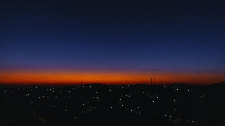 आज शाम 6 बजे &lsquo;अंधेरे&rsquo; में डूब जाएगा यूपी! इस वजह से 75 जिलों में बजेगा सायरन