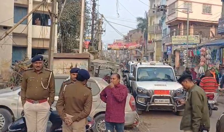 अजब-गजब बिहार! थाने से देखते ही देखते गायब हो गए दो ट्रक, पुलिस भी रह गई हैरान