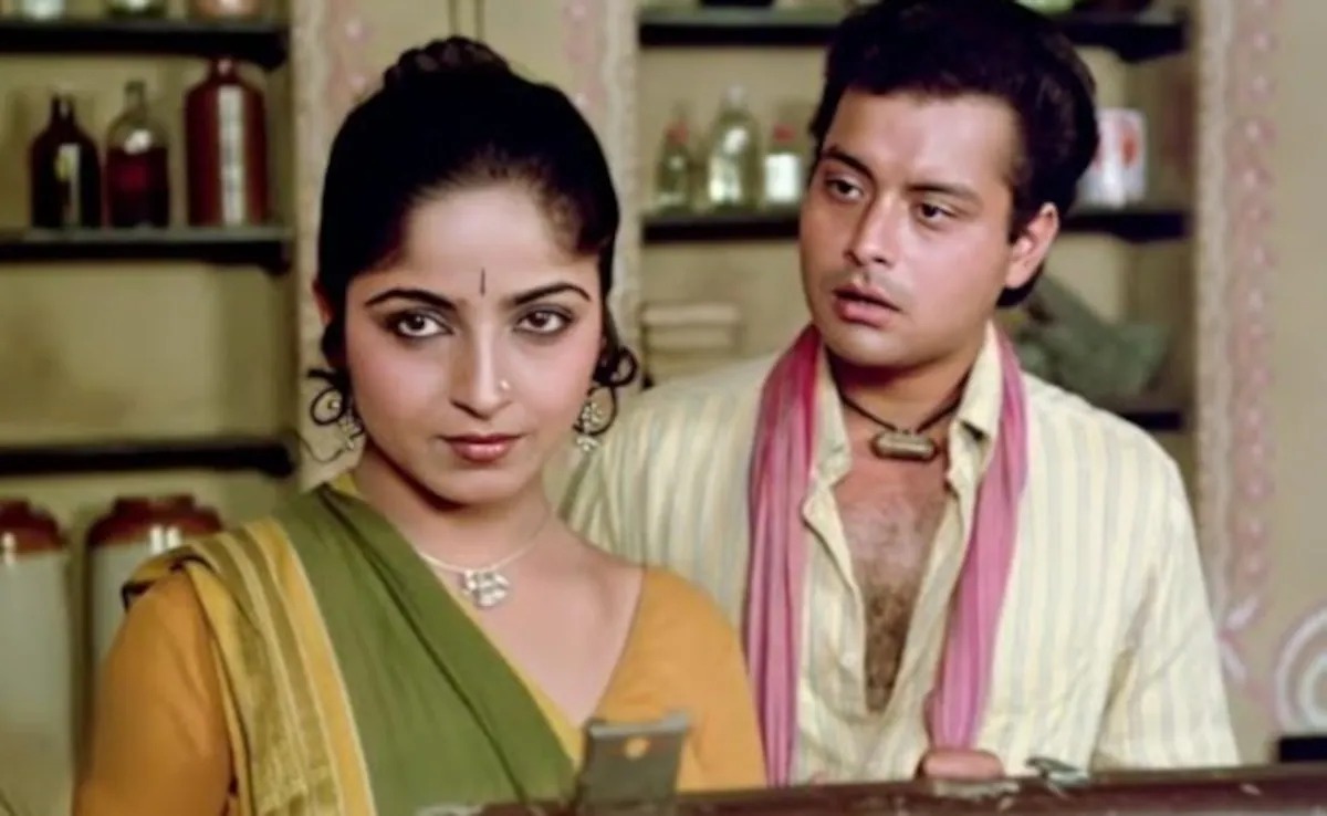 नदिया के पार की मासूम 'गुंजा' याद है? 40 साल बाद भी नहीं बदली साधना सिंह, फैंस बोले- आंखों का धोखा तो नहीं