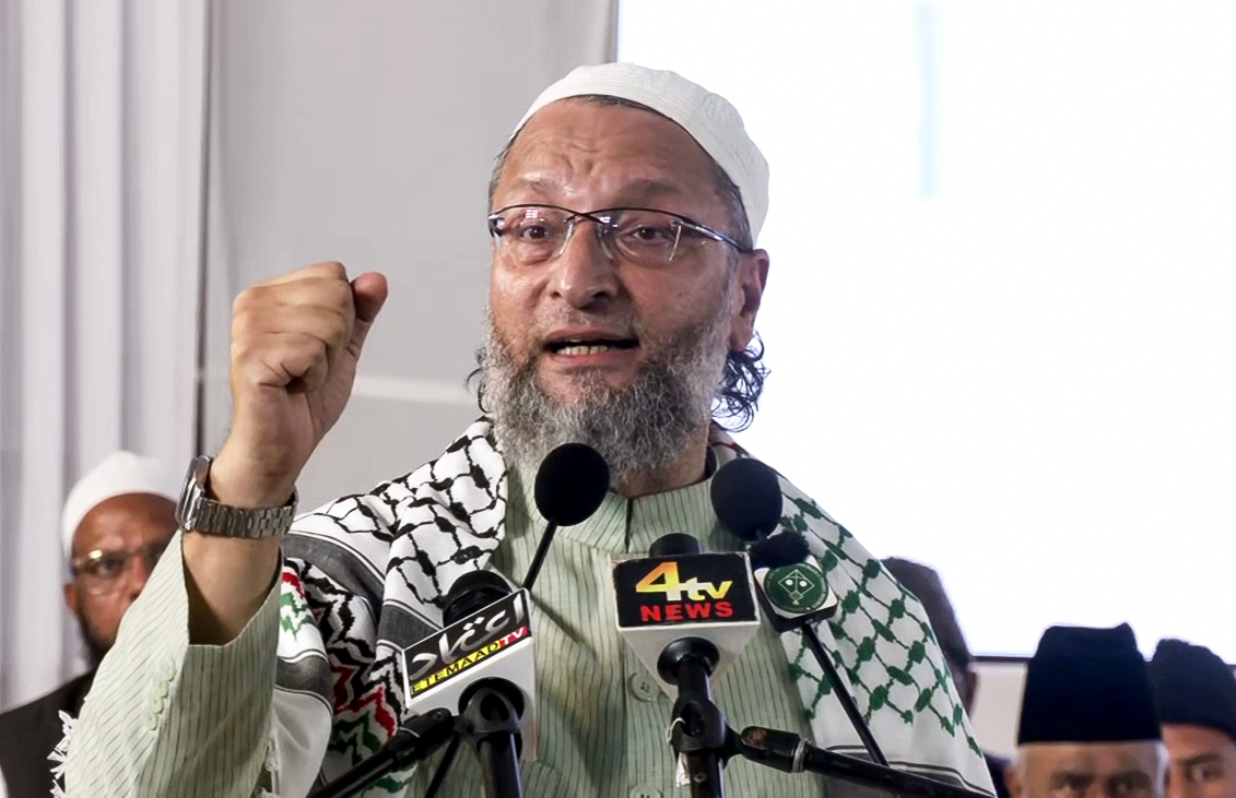 राजनीतिक दलों से पैसे ले ले लीजिए और... लातूर में चुनावी रैली में बोले AIMIM चीफ असदुद्दीन ओवैसी