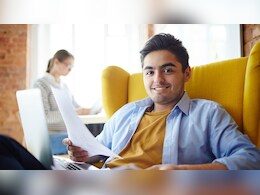 10वीं पास करने के बाद कर लें ये छोटे कोर्स, मिल जाएगी अच्छी सैलरी वाली नौकरी