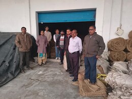 IAS Abinash Mishra: कलेक्टर की सख्ती पर हड़बड़ाए अफसरों ने मारी बड़ी रेड, हजारों क्विंटल धान-चावल जब्त