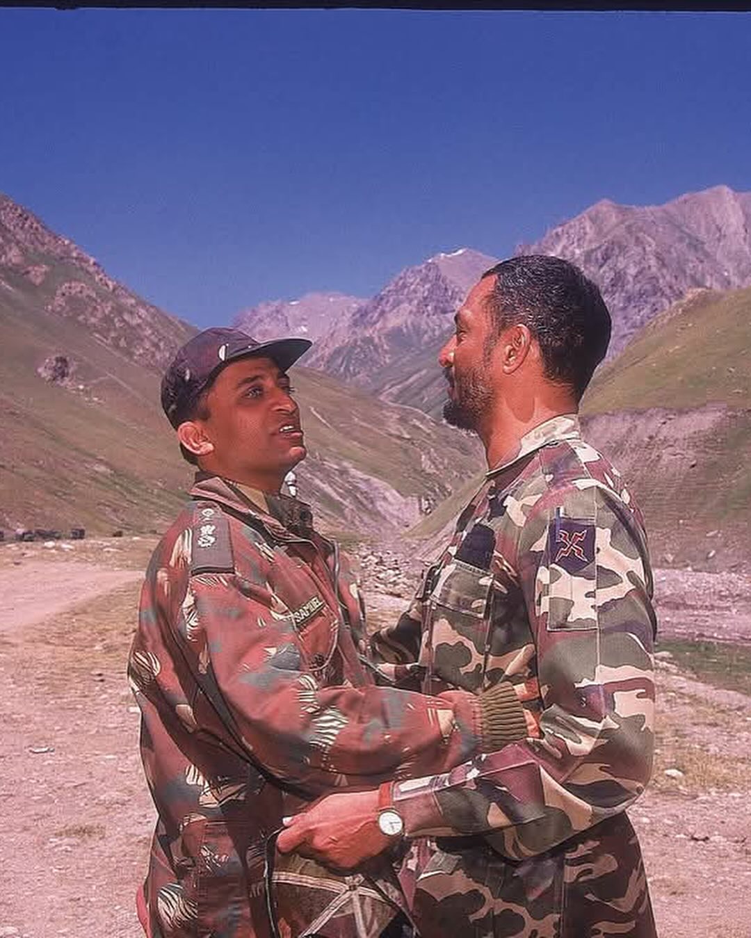 Republic Day 2026: महाभारत के शकुनि से लेकर बॉलीवुड के टॉप एक्टर तक, वर्दी पहन की है देश की सेवा