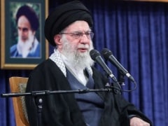 अमेरिका और उसकी पाबंदियों के बीच कैसे आगे बढ़ता है ईरान, चीन से कैसे करता है तेल का कारोबार