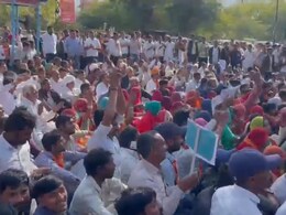 जालोर: 24 गांवों ने किया कलेक्ट्रेट का घेराव, पंचायत समिति बहाली की मांग तेज; चुनाव बहिष्कार की चेतावनी