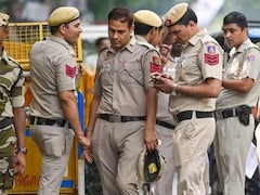 दिल्ली की लड़की को स्पा मैनेजर से दोस्ती पड़ी भारी, स्पा सेंटर में हुई रेप की शिकार, पुलिस को सुनाई आपबीती