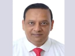 Searching For Network In Balcony, Man Falls To Death From 17th Floor In Noida