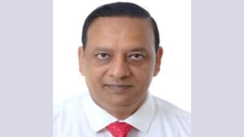 Searching For Network In Balcony, Man Falls To Death From 17th Floor In Noida